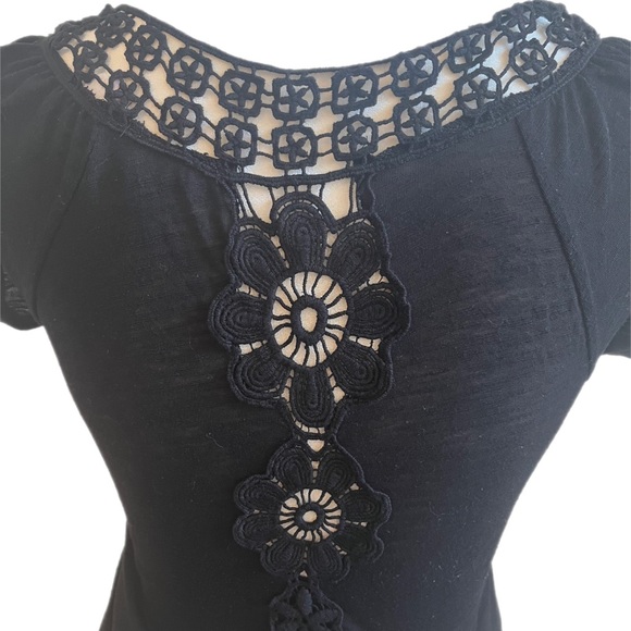 Energie Top with Cute Emboidered Back Black Size S - Picture 3 of 7